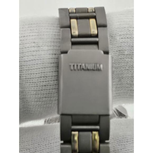 Ladies Amstar Titanium Watch Swiss Parts Two Tone New Battery Runs Great main image 9